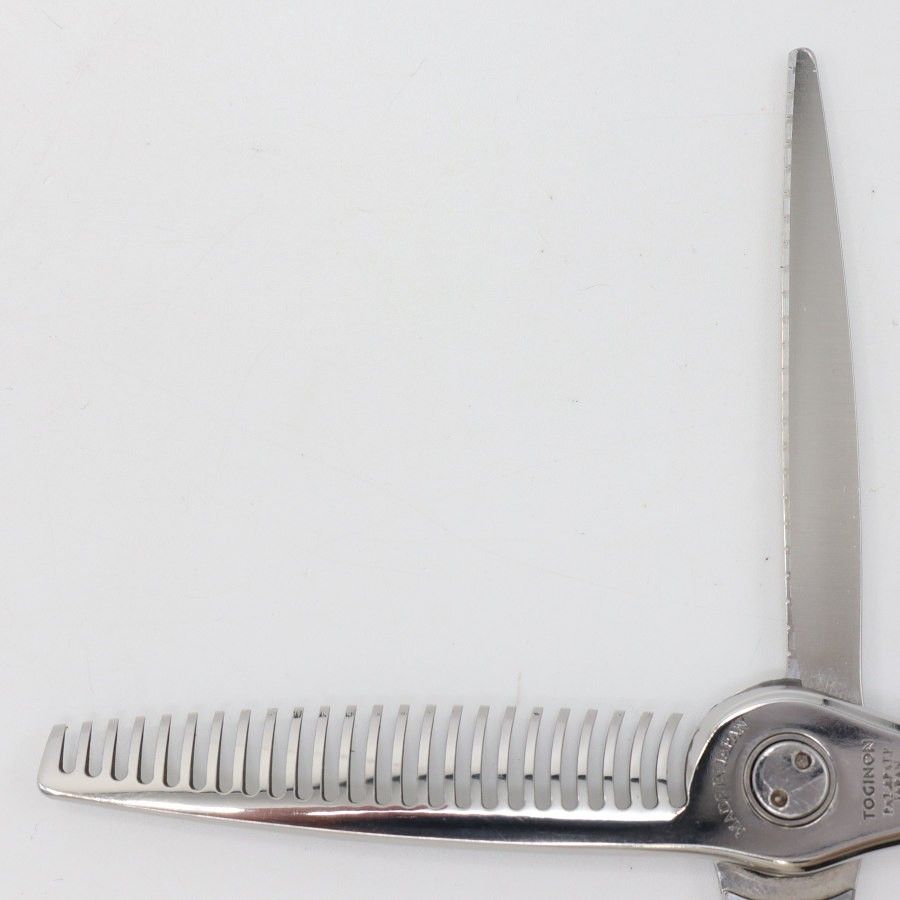 美品】刃物屋トギノン プレミアムクイーン スター セニング 5.8インチ