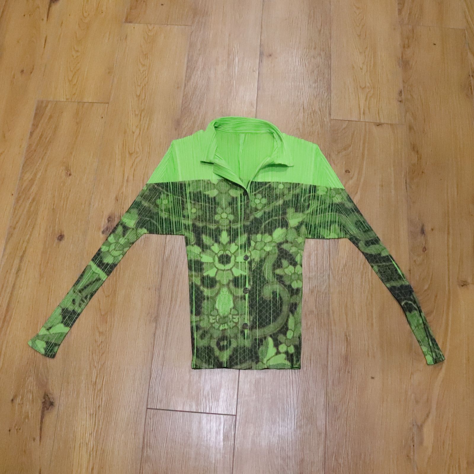 PLEATS PLEASE プリーツプリーズ イッセイミヤケ 花柄 転写 サイズ3