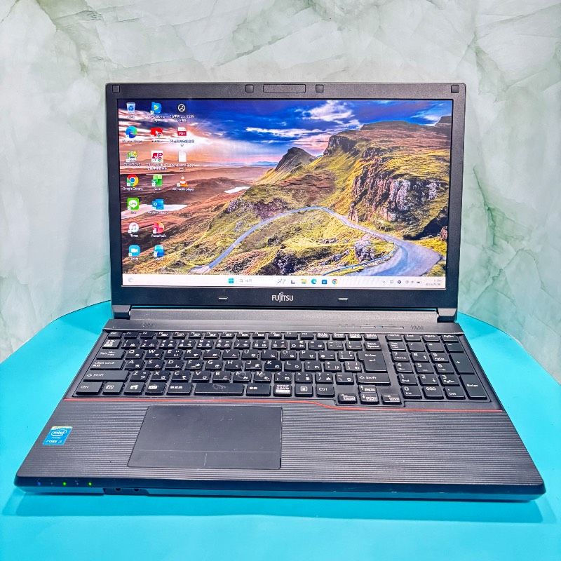 <取引中>win11始めませんか？　ﾜｰﾄﾞｴｸｾﾙ2021付　富士通ﾉｰﾄ　A573/G 富士通 ノートパソコン Windows11 Office2024 エクセル ワード