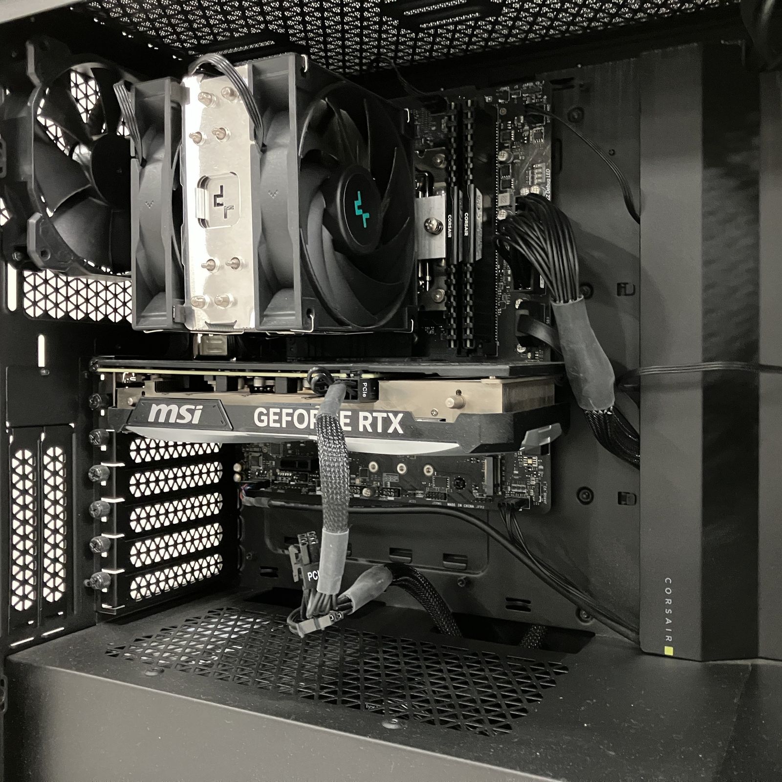 自作ゲーミングPC i5 13400F RTX4070 メモリ32GB SSD1TB win11home OS