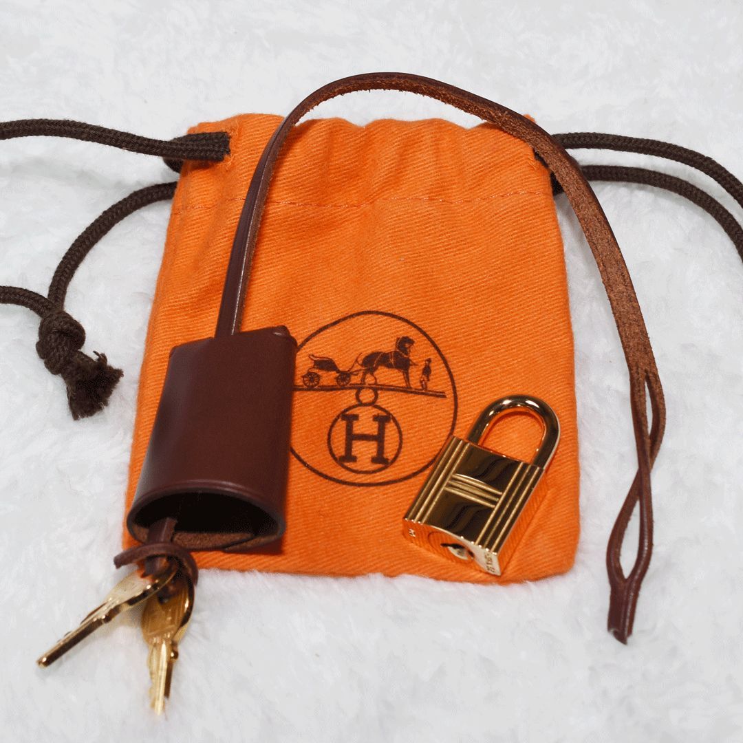 HERMES エルメス 鍵×2・カデナ・クロシェット 104番 ゴールド - メルカリ