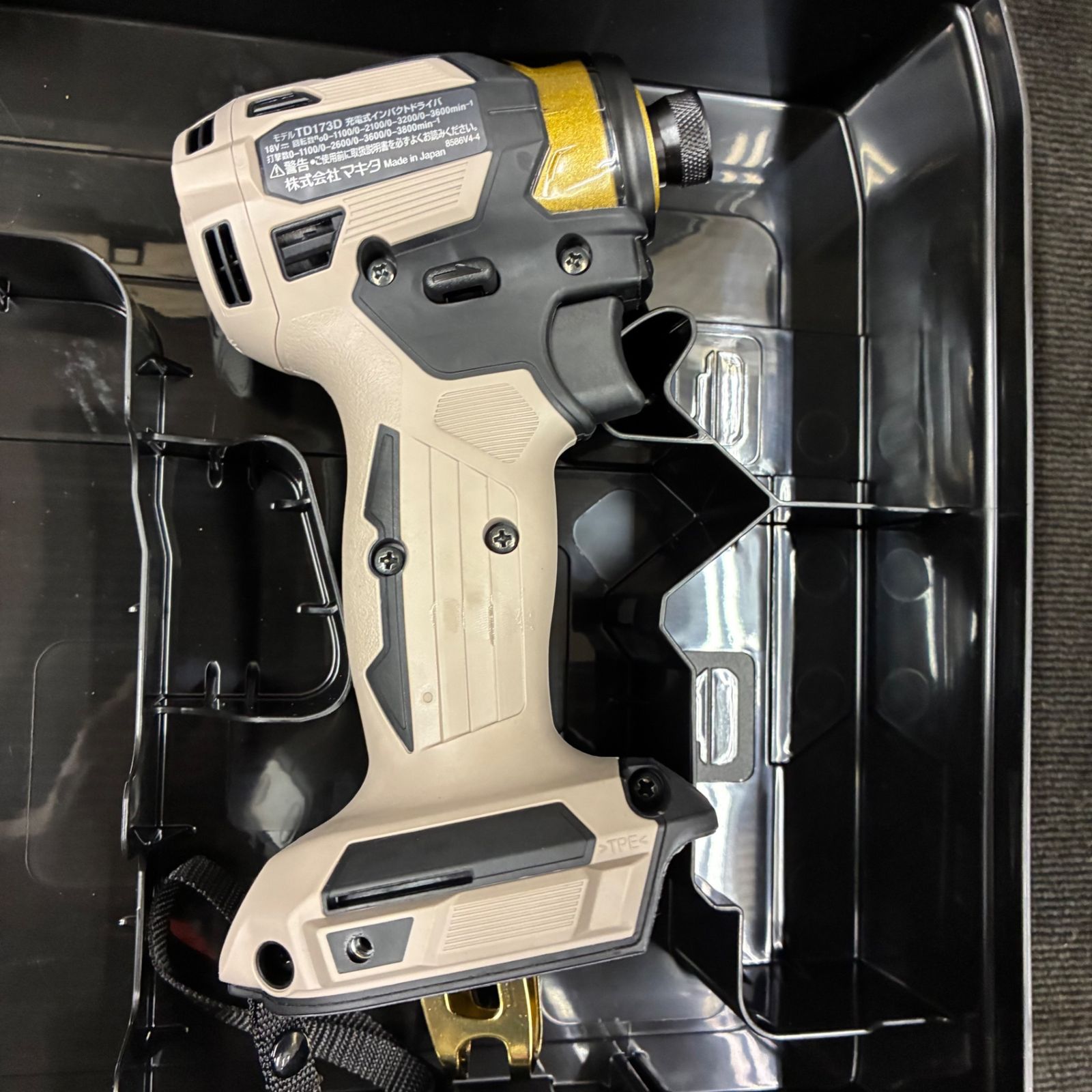 展示品】マキタ(makita) 充電式インパクトドライバー TD173DZPG 