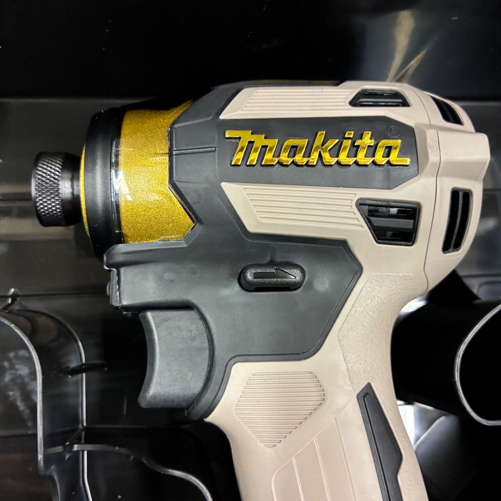 展示品】マキタ(makita) 充電式インパクトドライバー TD173DZPG 