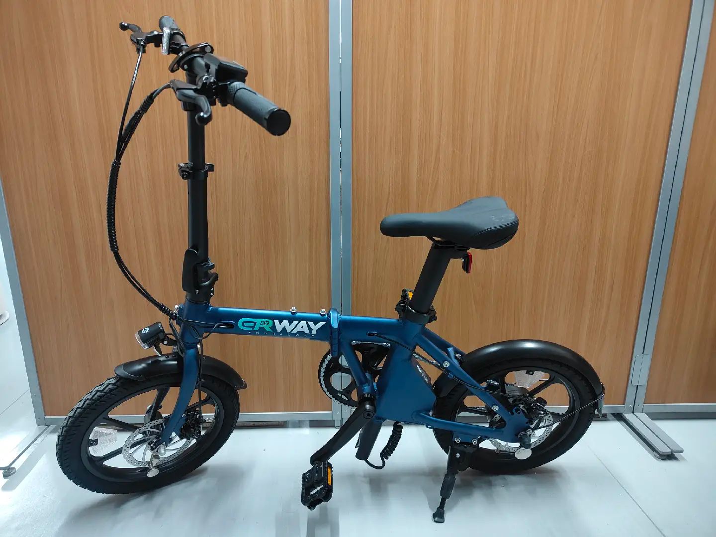 新生活応援セール開催中！】電動アシスト自転車ERWAYA01 Liteネイビー