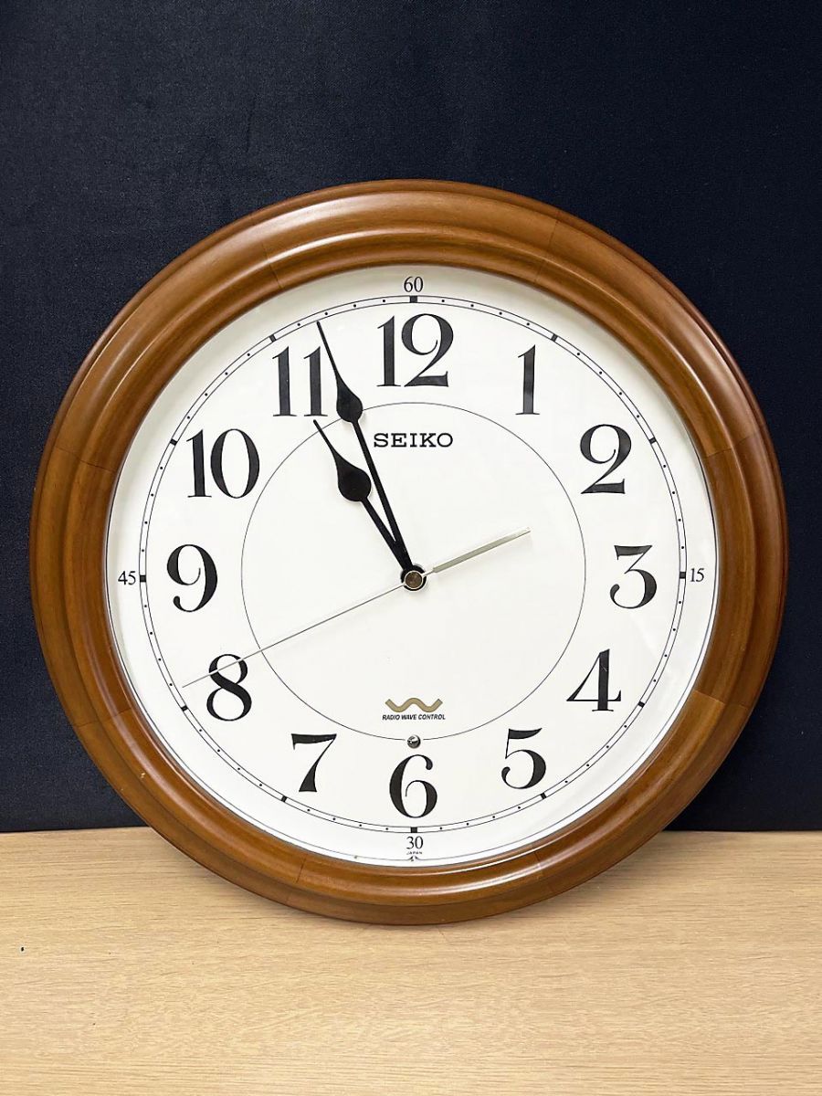 SEIKO セイコー 電波 壁掛け時計 木製フレーム 直径約32.5cm KS202B