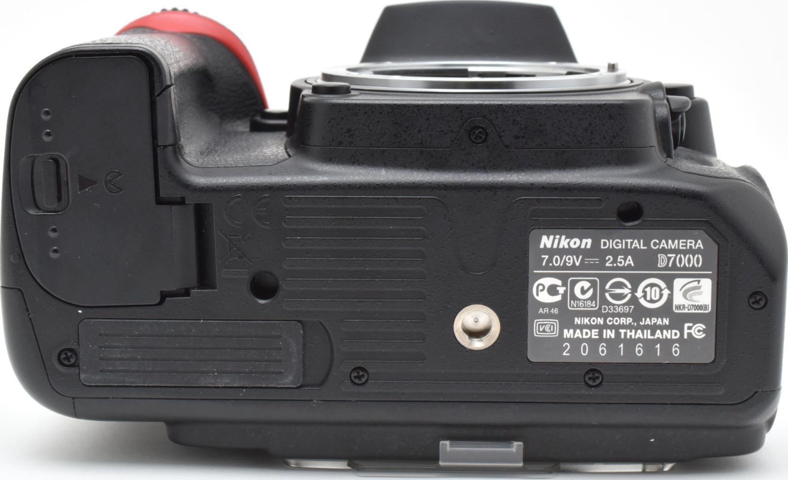 B09[7336]10☆極美品☆ ニコン Nikon D7000 ボディ 【ショット数 3