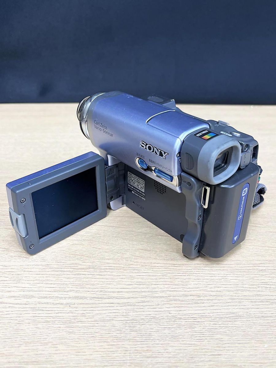ジャンク】 SONY ソニー デジタルビデオカメラ ハンディカム DCR-TRV22