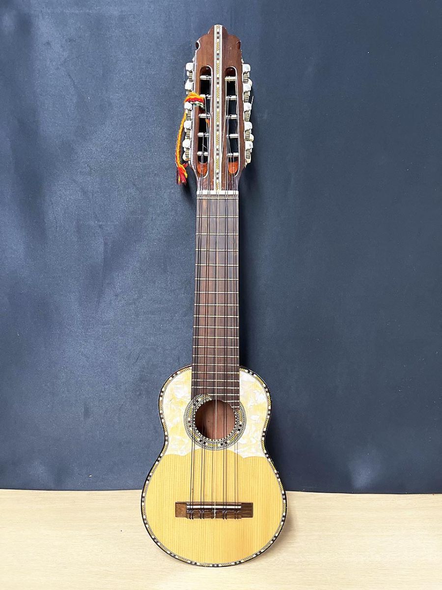 現状品】 チャランゴ 南米 アンデス 民族楽器 全長約67cm ソフトケース