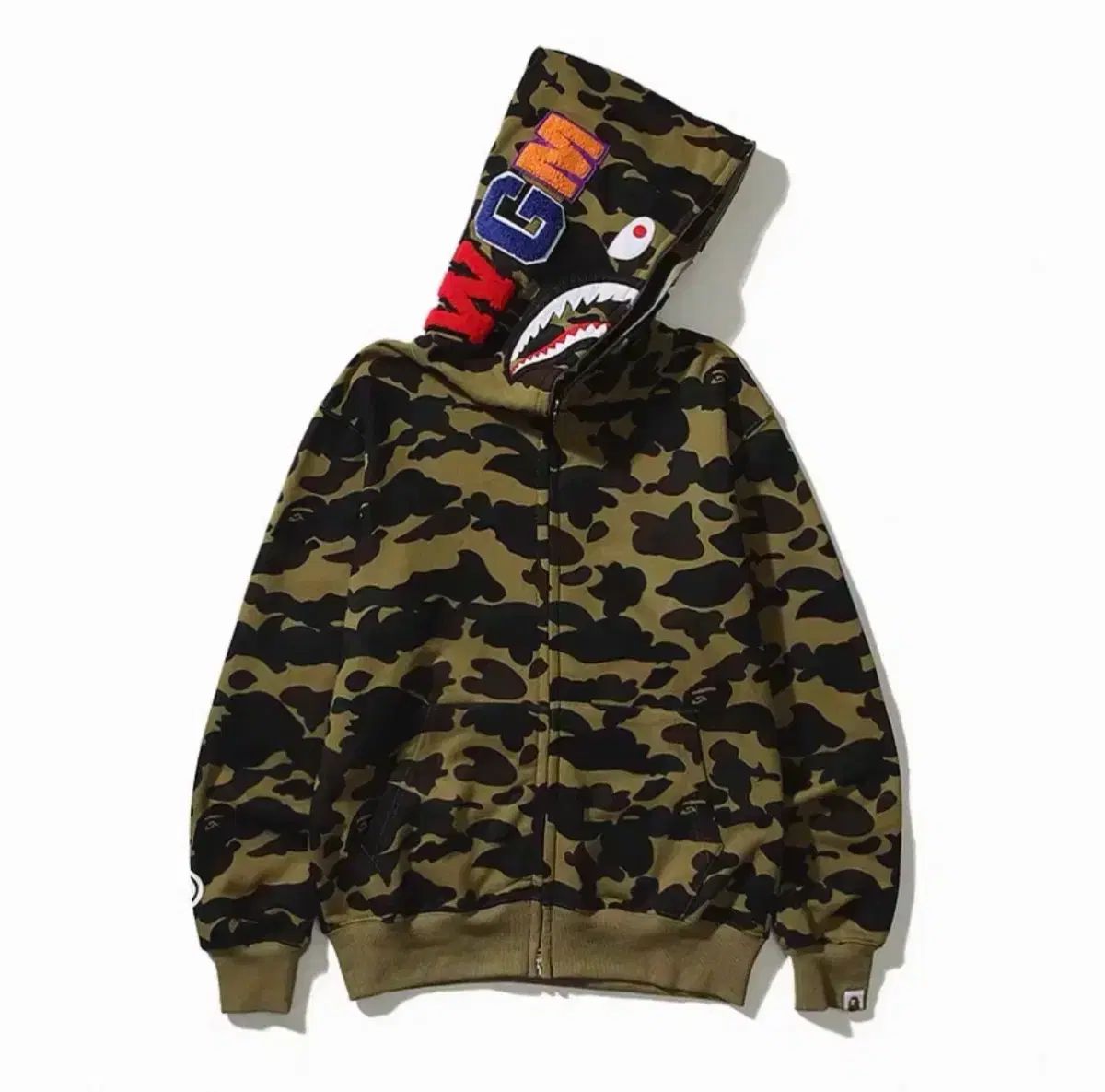 A BATHING APE® アベイシングエイプ シャーク カモフラージュ