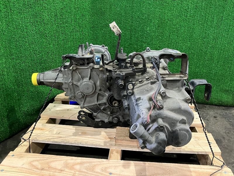 サンバー KS4 マニュアルミッション・MTミッション S-DX三方開 4WD 32100KA090 サンバー KS4 マニュアルミッション・MTミッション S-DX三方開 4WD
