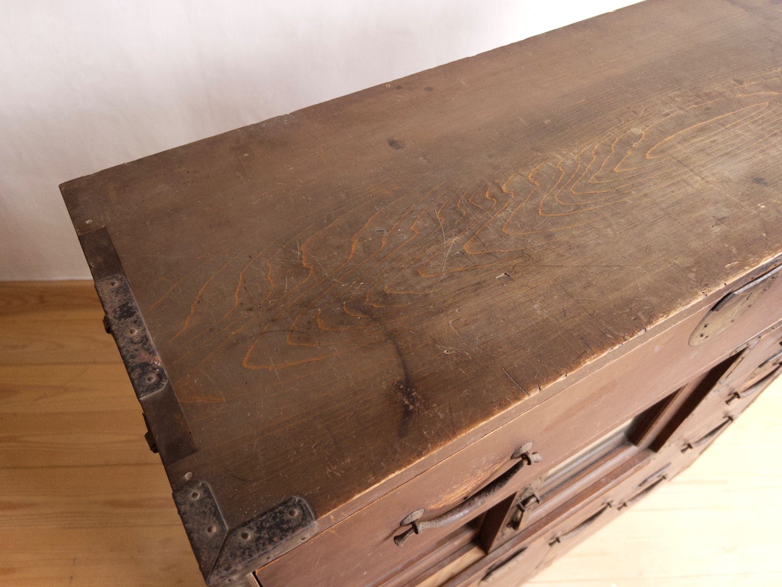 ガラス棚 和箪笥 M065 古道具 古家具 和家具 ビンテージ アンティーク