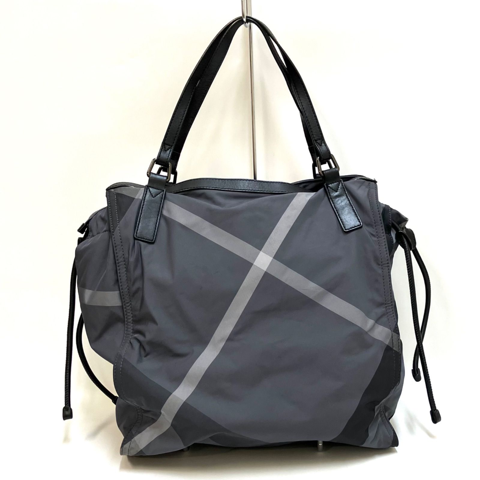 BURBERRY】バーバリー ノバチェックトート ブラック グレー ユニ