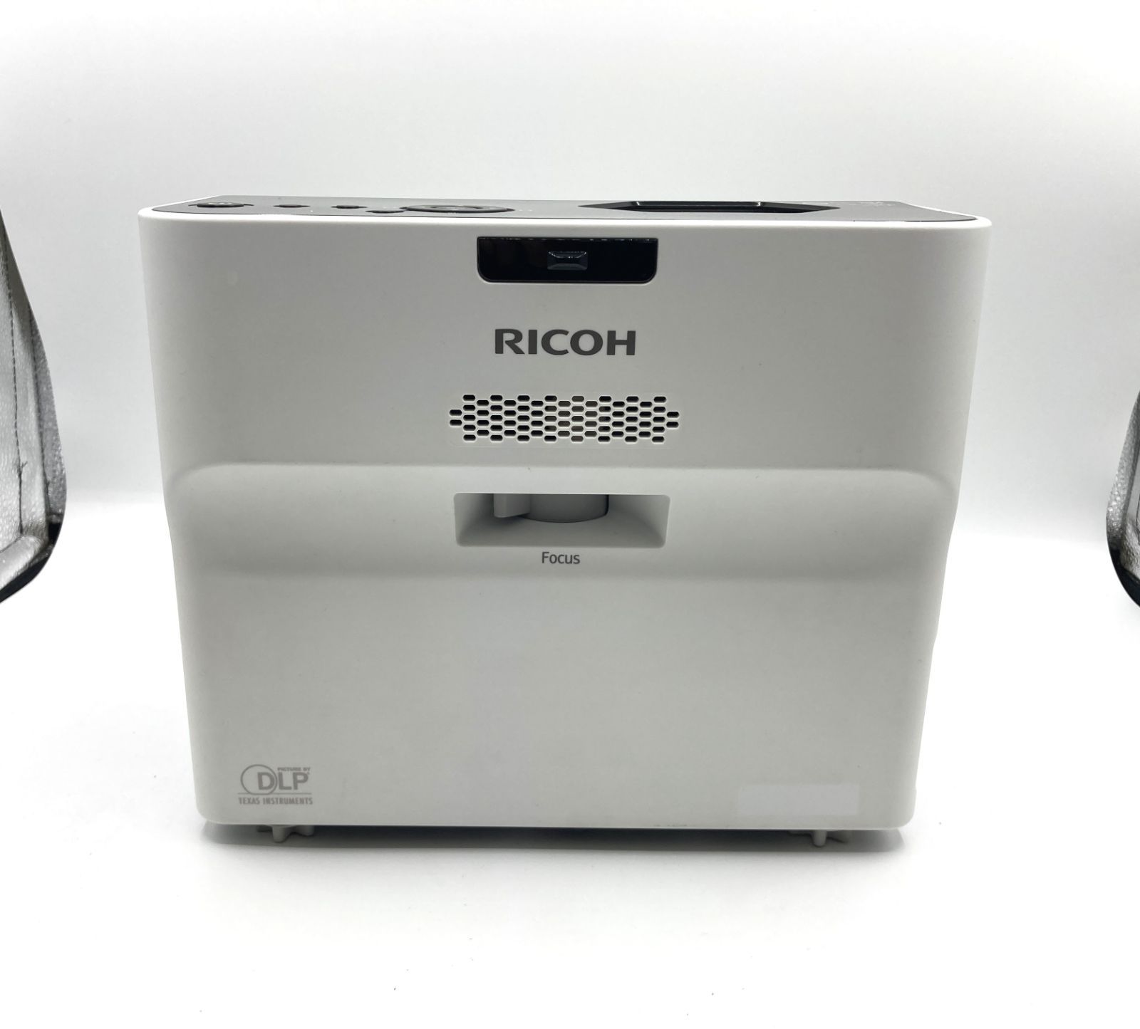 リコー 超短焦点プロジェクター PJ WX4152N（3500ルーメン）RICOH 訳