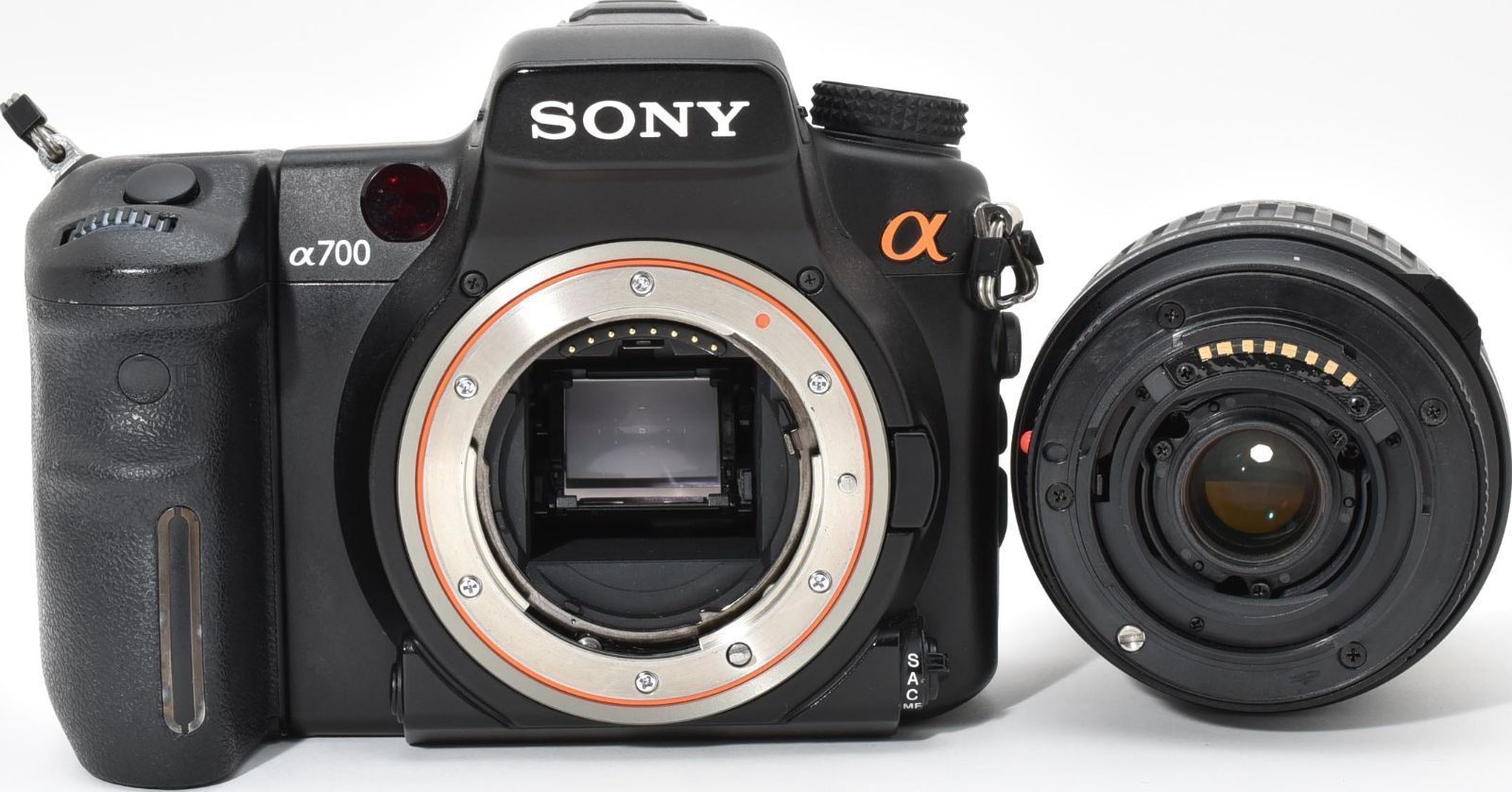 B08[7298]4☆美品☆ ソニー SONY α700 ボディ 18-200mm レンズセット