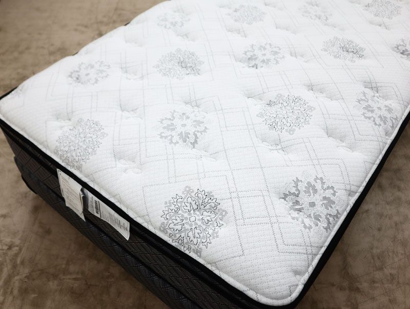 ◇REGALIA◇ レガリア キングスダウン IDC大塚家具 インシグニア