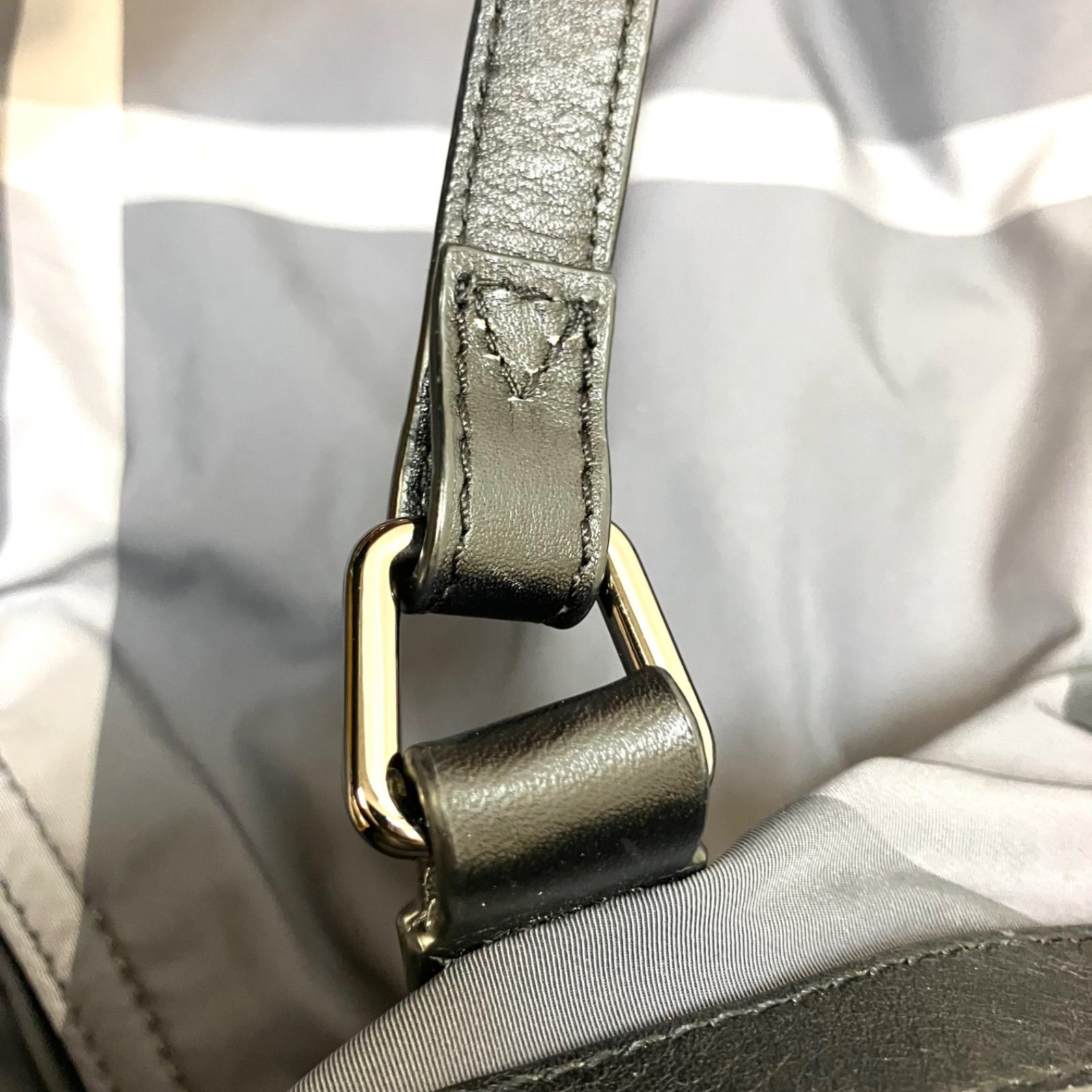 BURBERRY】バーバリー ノバチェックトート ブラック グレー ユニ