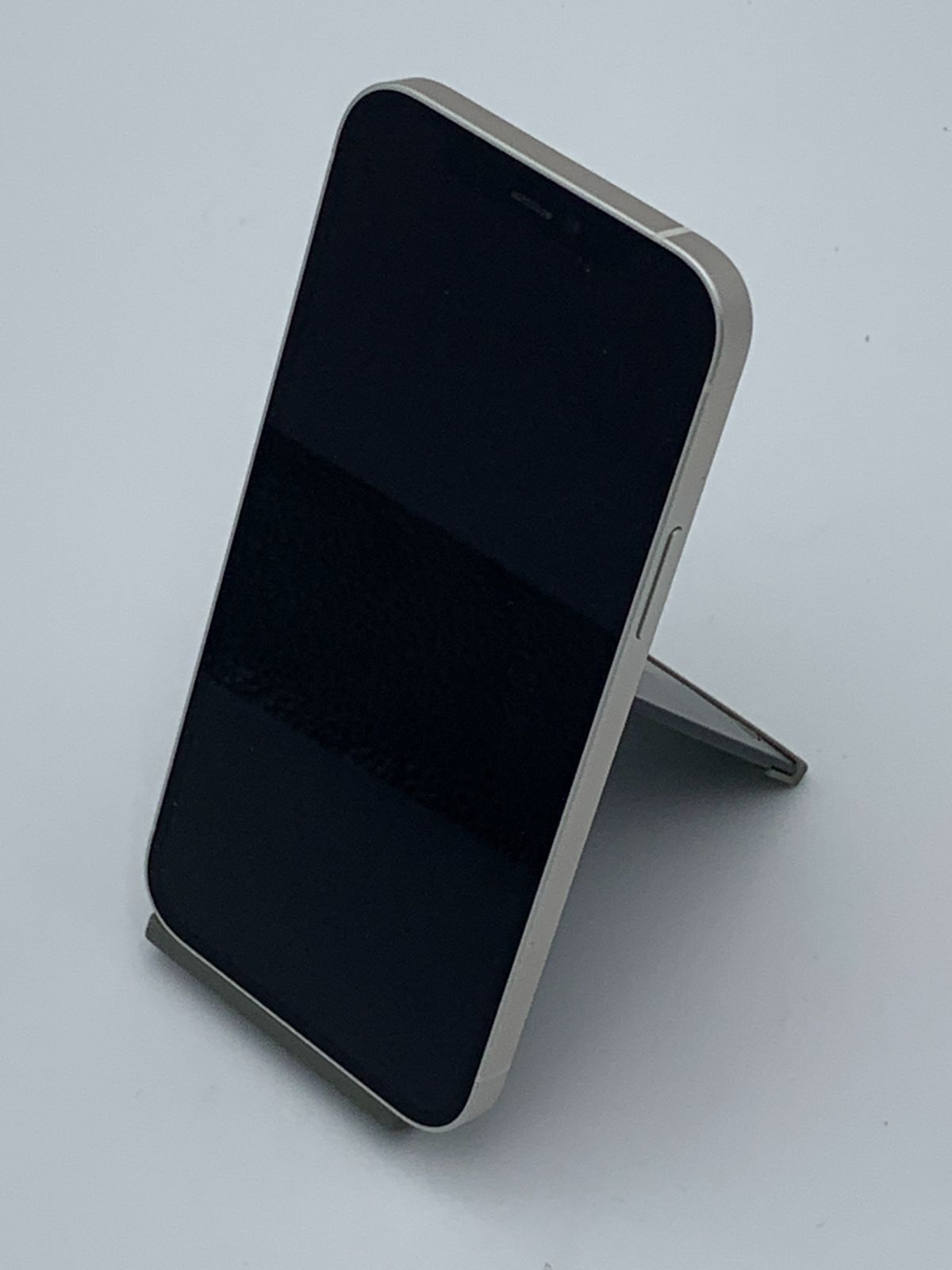 中古・画面キズ有・バッテリー劣化・フレームキズ有】iPhone 12 128GB