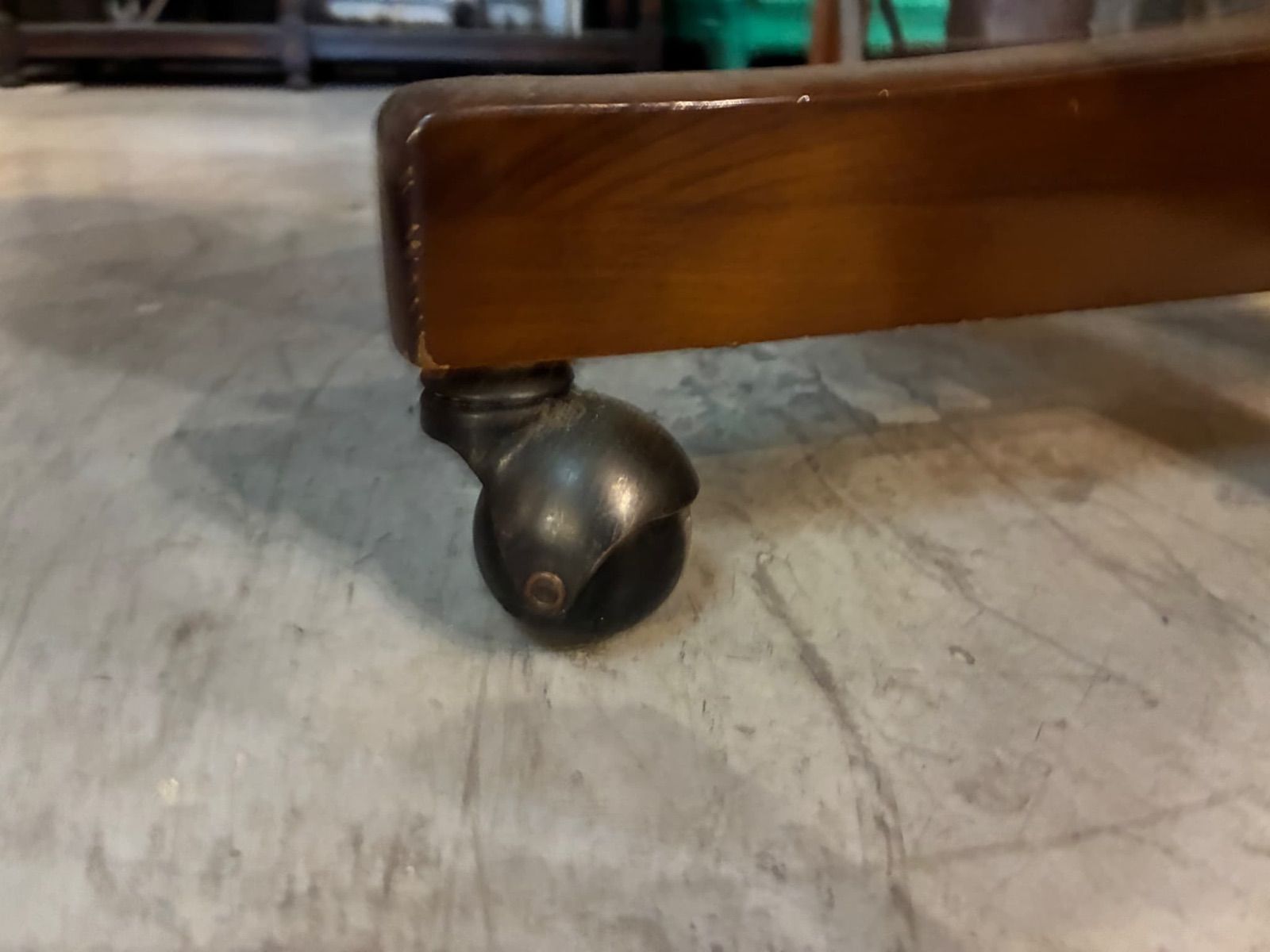 アンティーク|カリモク|コロニアル|デスクチェア|オフィスチェア|インテリア