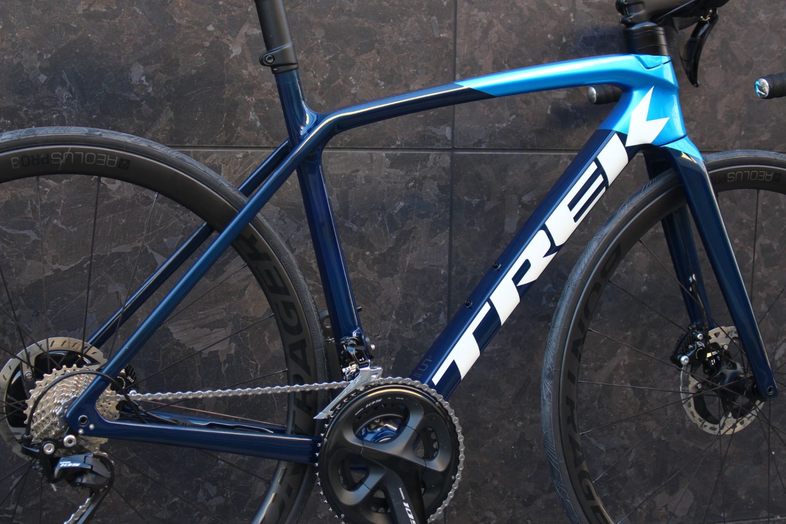 トレック TREK エモンダ EMONDA SL5 DISC 2021年モデル 52サイズ