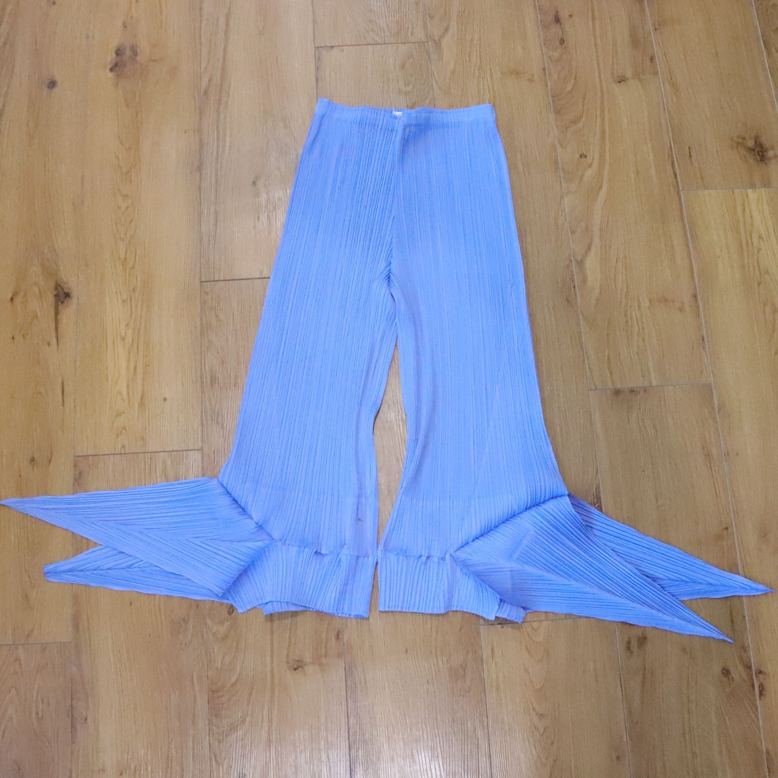 PLEATS PLEASE プリーツプリーズ イッセイミヤケ 変形 裾ノット