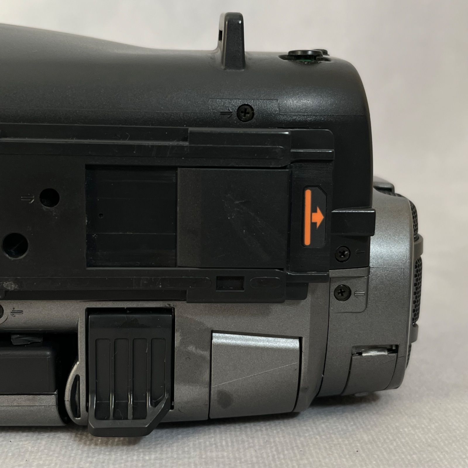 管2602-338】SONY ソニー Handycam ハンディカム CCD-TRV90 video Hi8