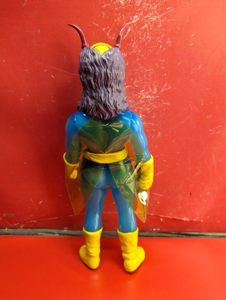 メディコム・トイ 東映レトロソフビコレクション 仮面ライダー 蜂女(新