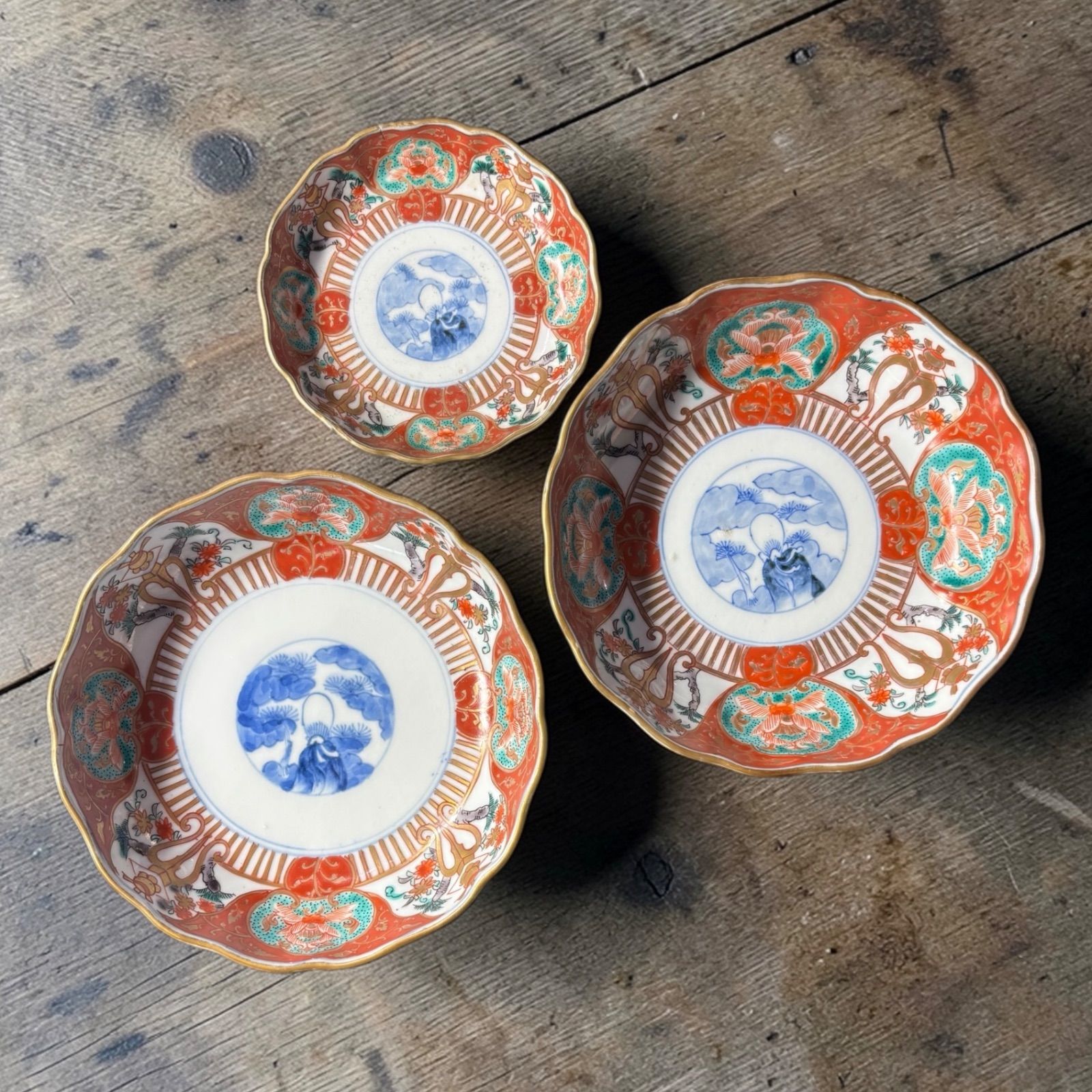 3客セット】 江戸時代 古伊万里 金彩 赤絵 松草花文図 小皿 なます皿