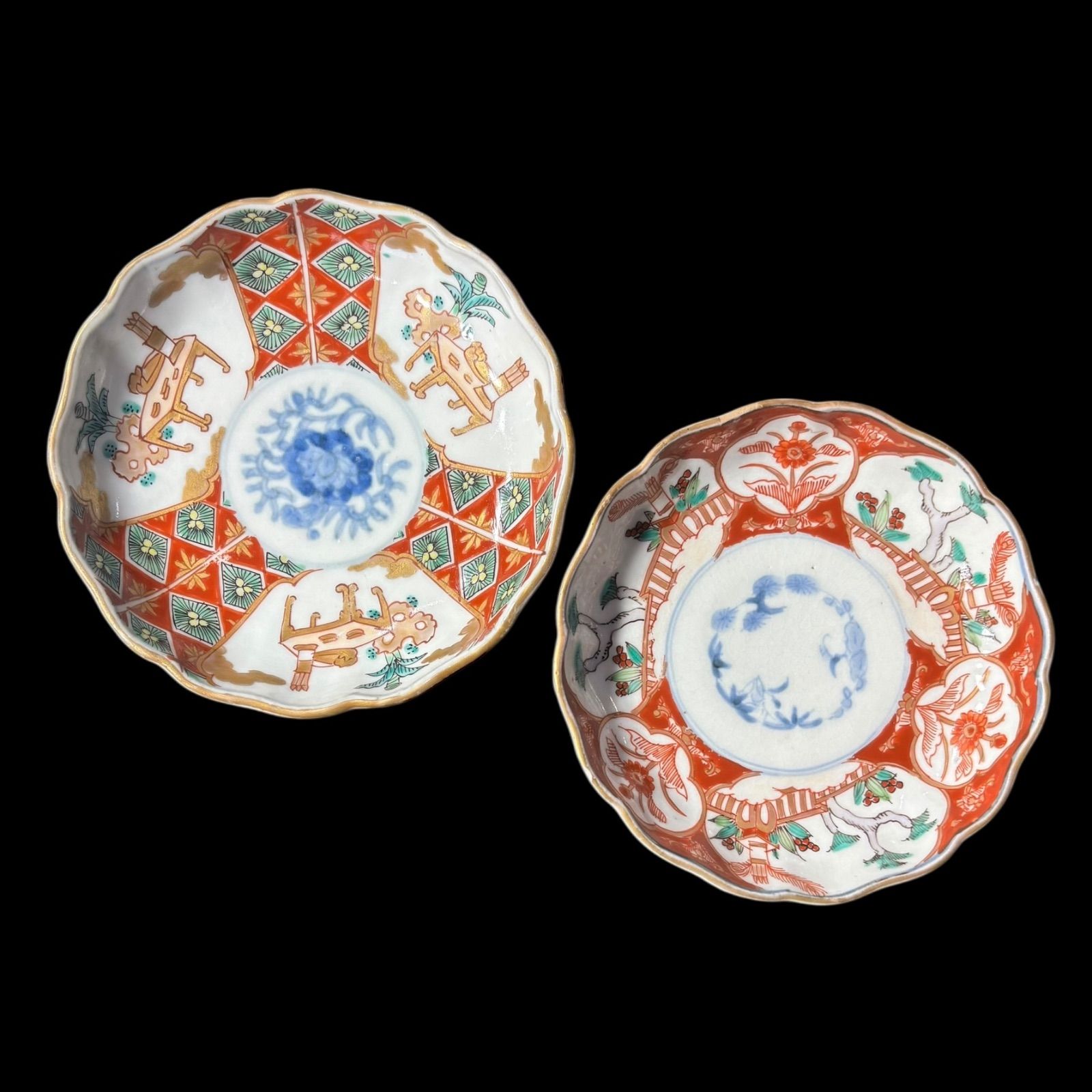 2客セット】 江戸時代 古伊万里 金彩 赤絵 絵違い 草花文図 小皿 冨貴