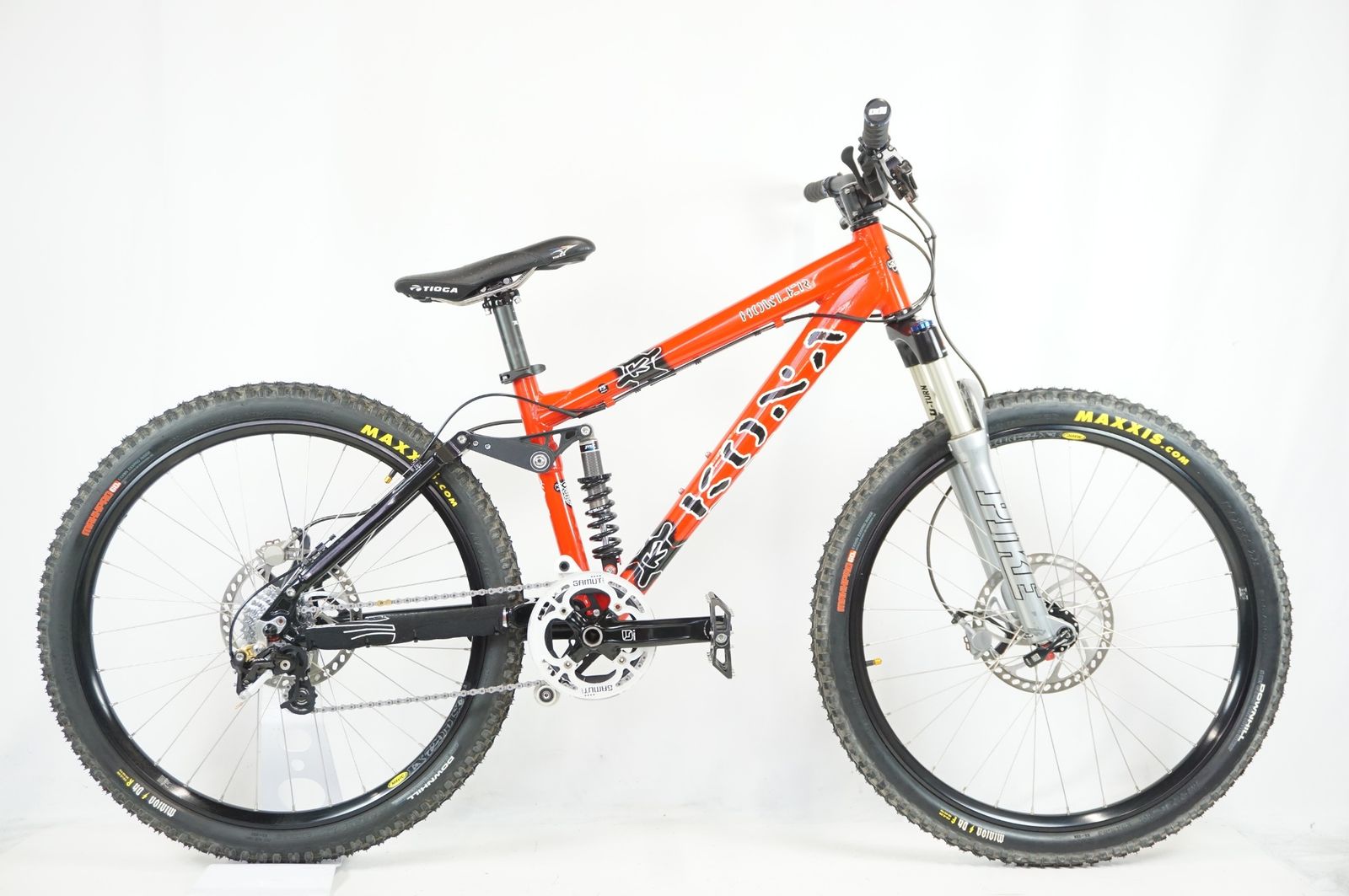 KONA 「コナ」 HOWLER 2006年モデル 26インチ マウンテンバイク