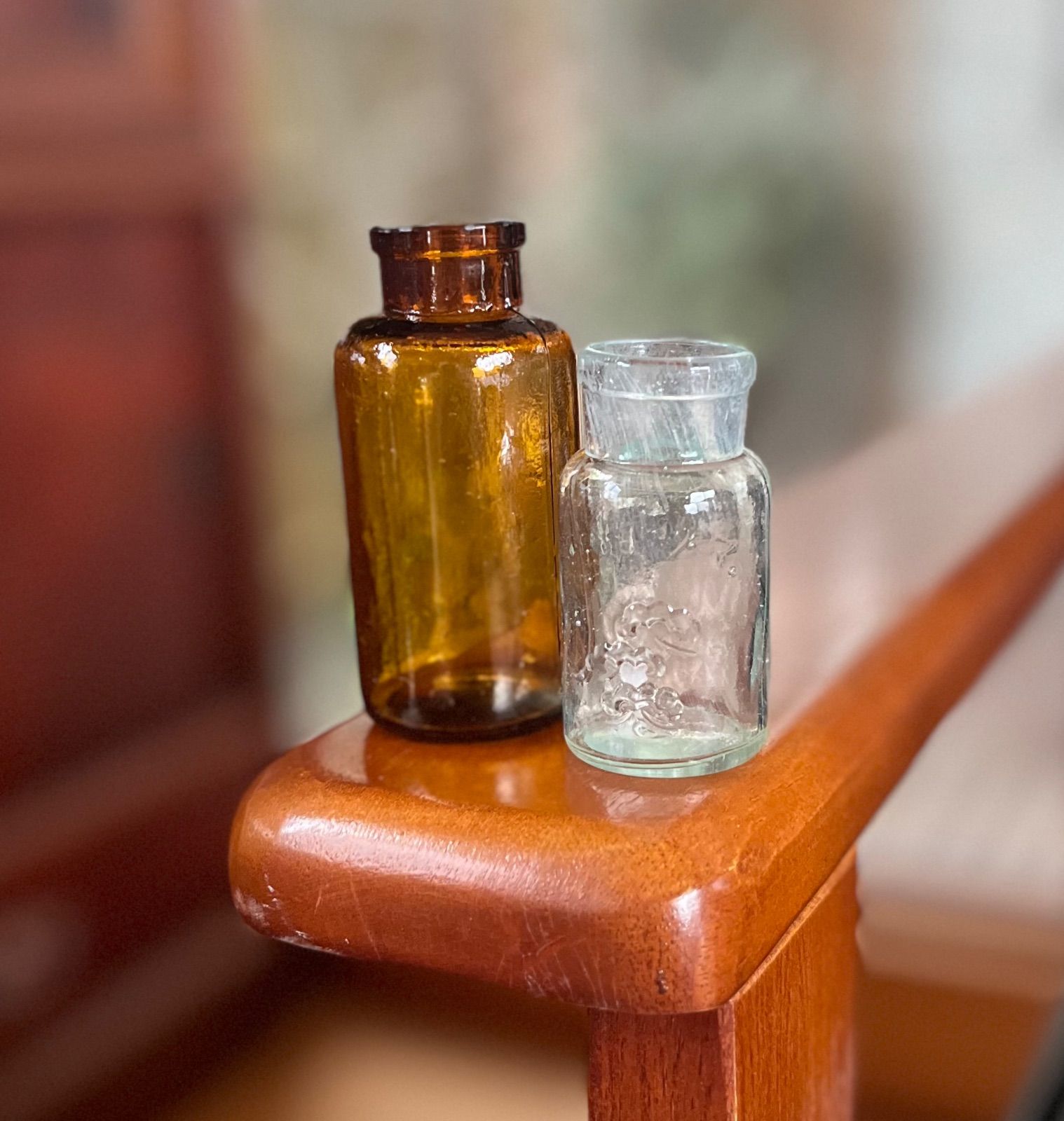 マツ染料 レトロ アンティーク 小瓶 薬瓶 古道具 - メルカリ