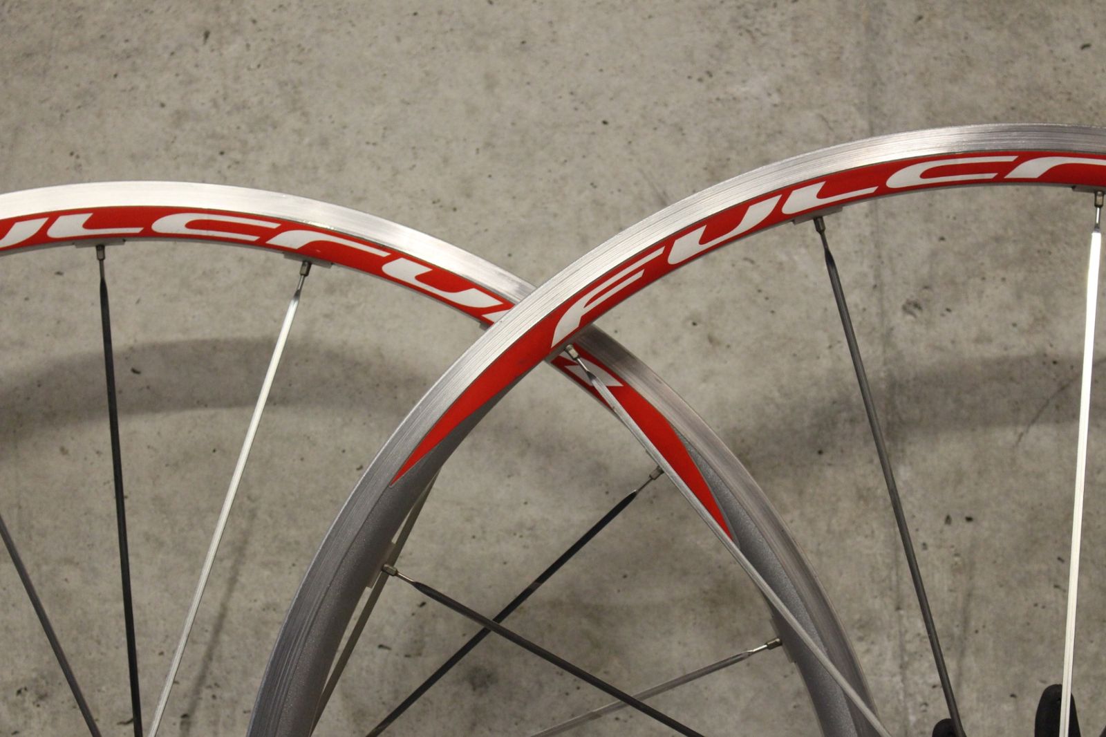 フルクラム FULCRUM レーシング RACING3 アルミ クリンチャー ホイール