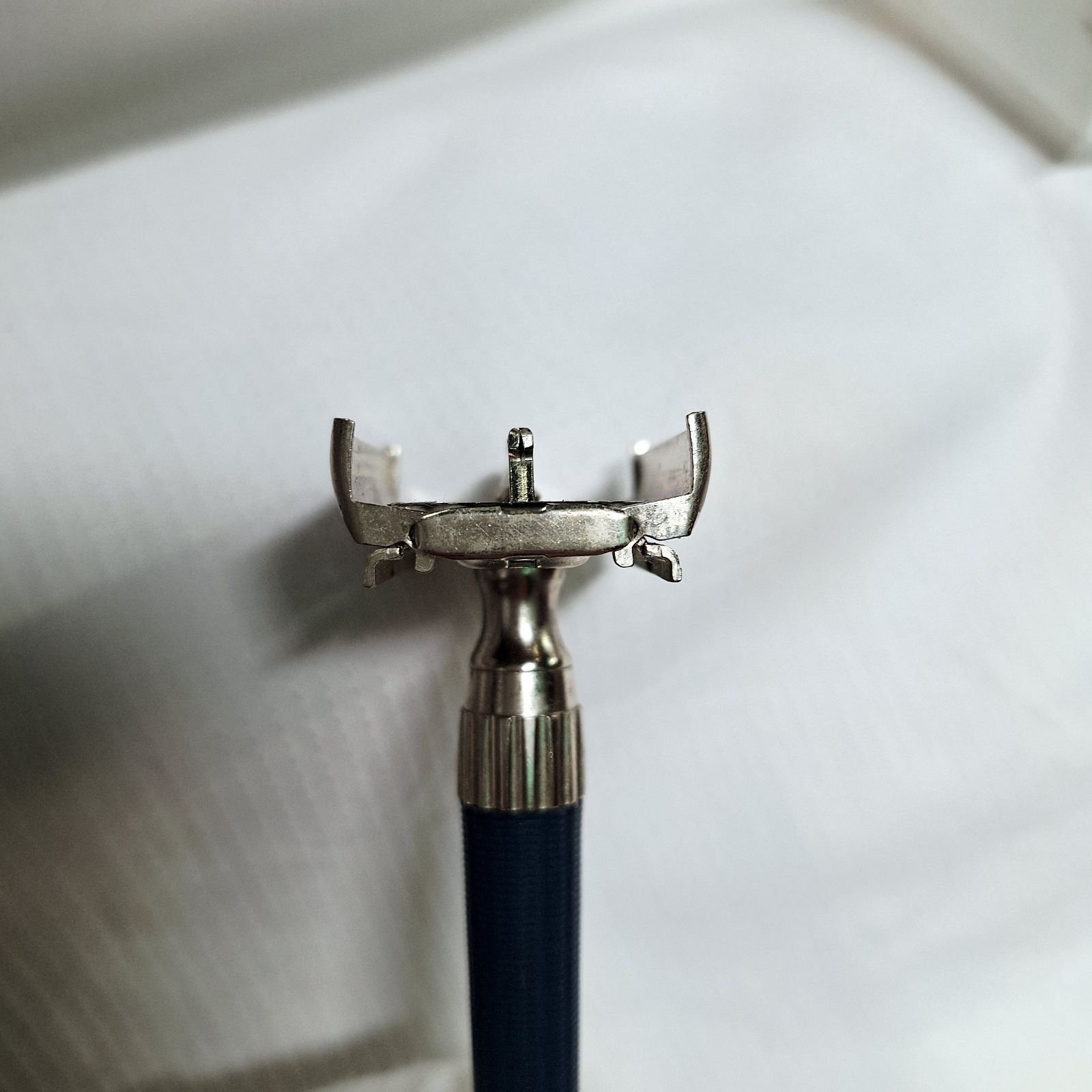 ヴィンテージ☆イングランド製 Gillette SUPER TWIST 両刃カミソリ 髭