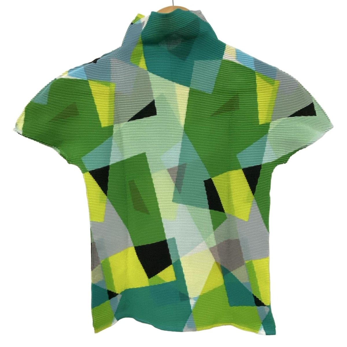 me ISSEY MIYAKE(ミー/イッセイミヤケ) 半袖カットソー新品同様