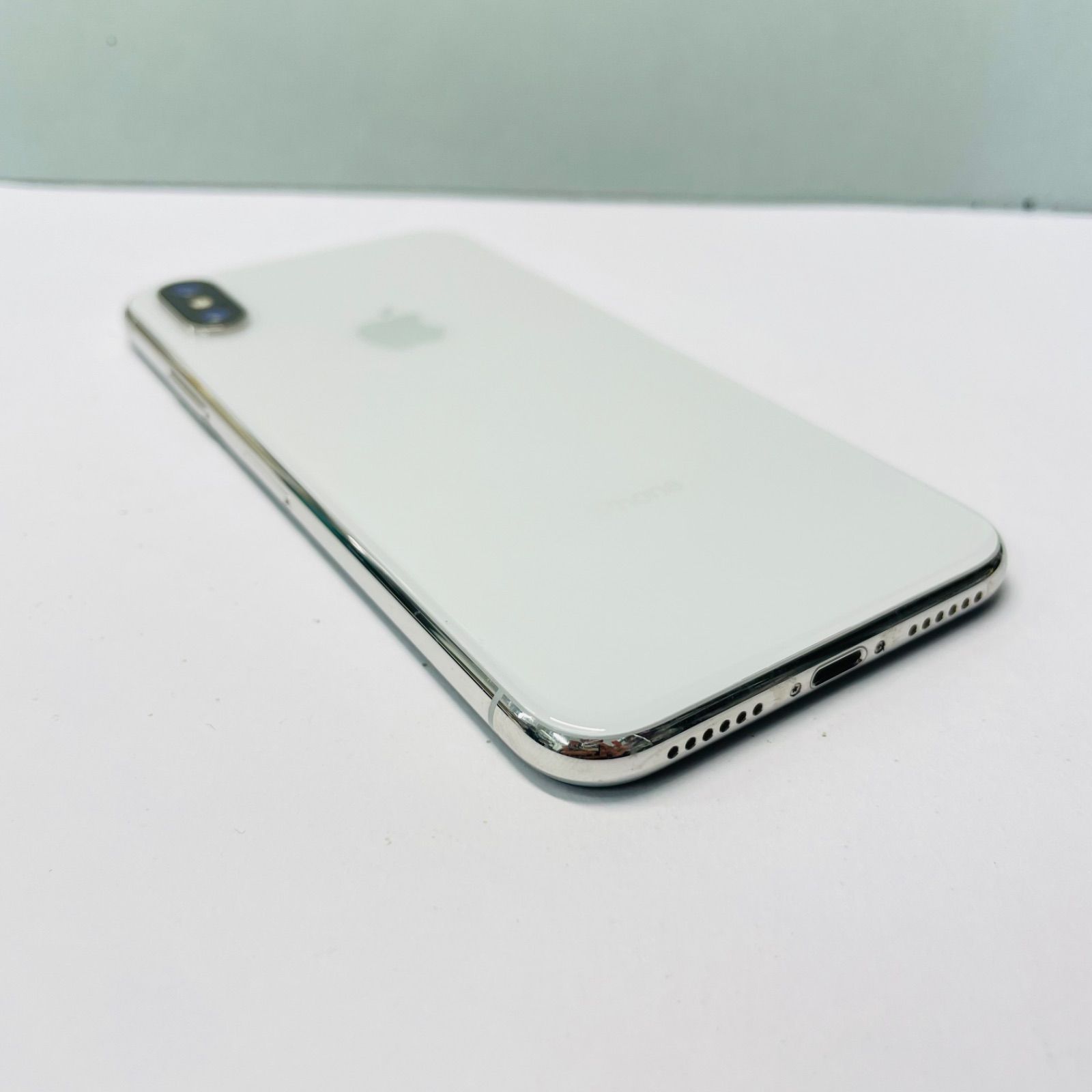 iPhone X 64GB SIMフリー 電池100% 83450 - メルカリ