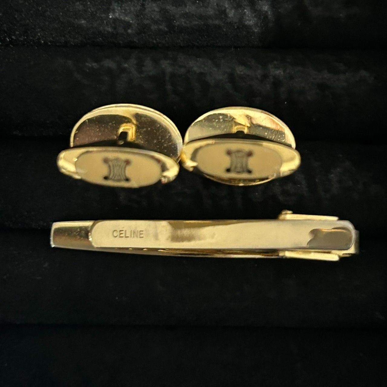 良品】CELINE セリーヌ カフス タイピン セット 馬車モチーフ ゴールド