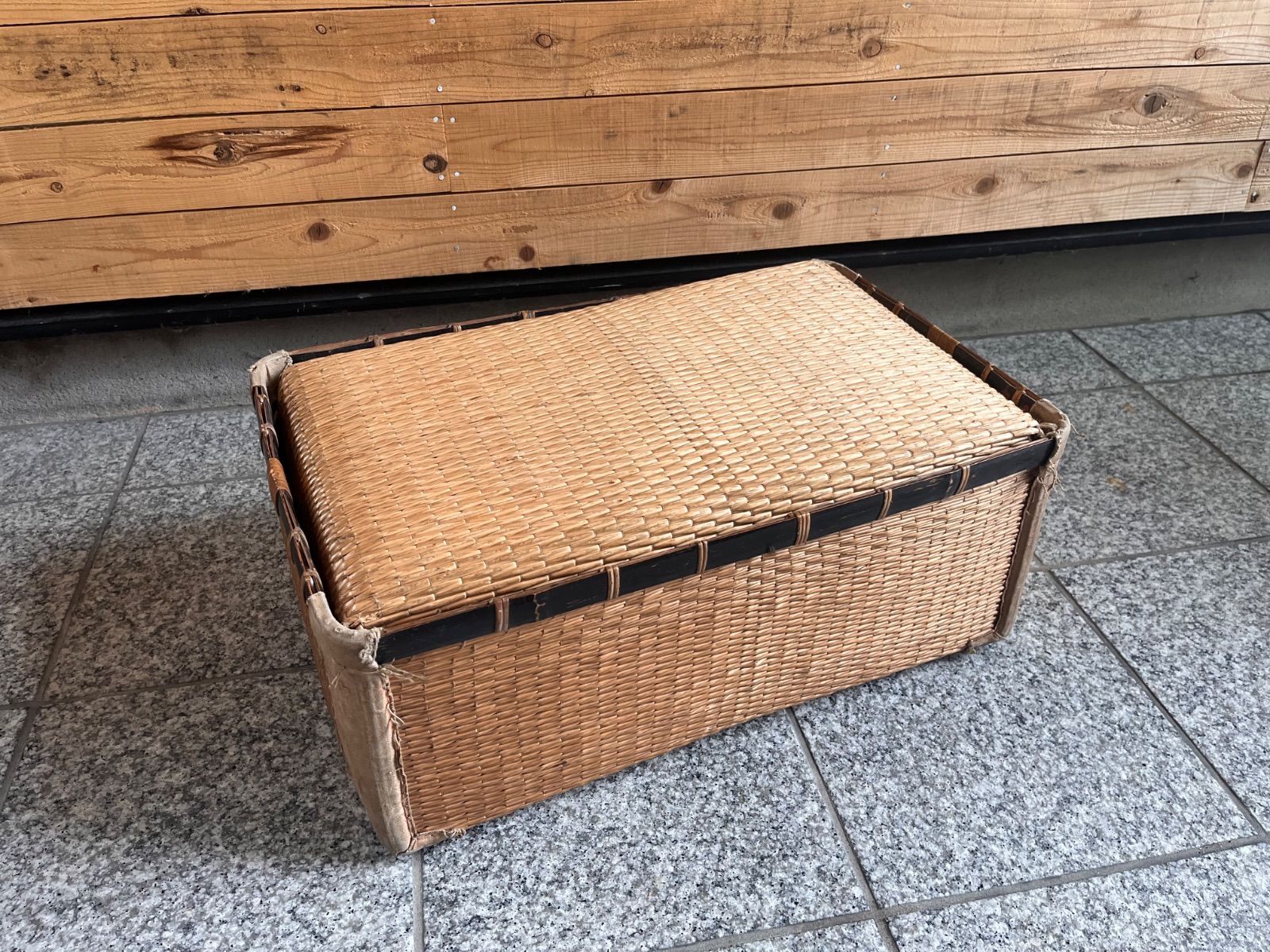 古道具 柳行李 やなぎこおり 黒竹 竹網細工 竹編みかご 収納ケース