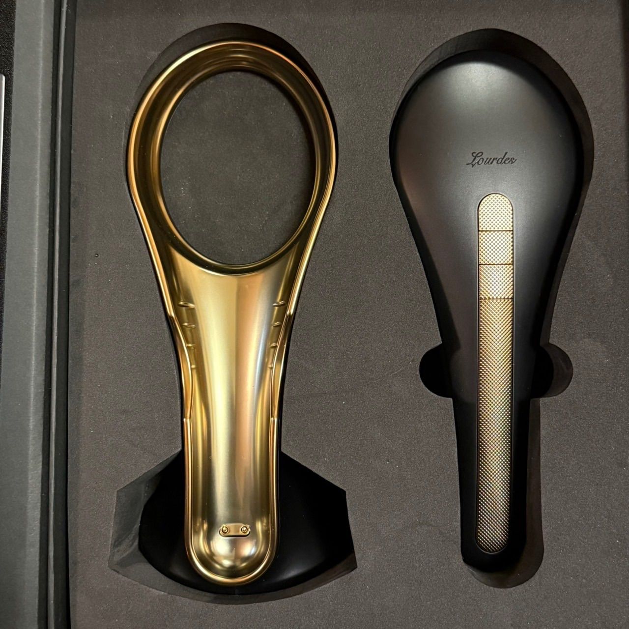 ルルド 美顔器 プラズマエステブラシ アテックス AX-NBL504bk 【公式通販】