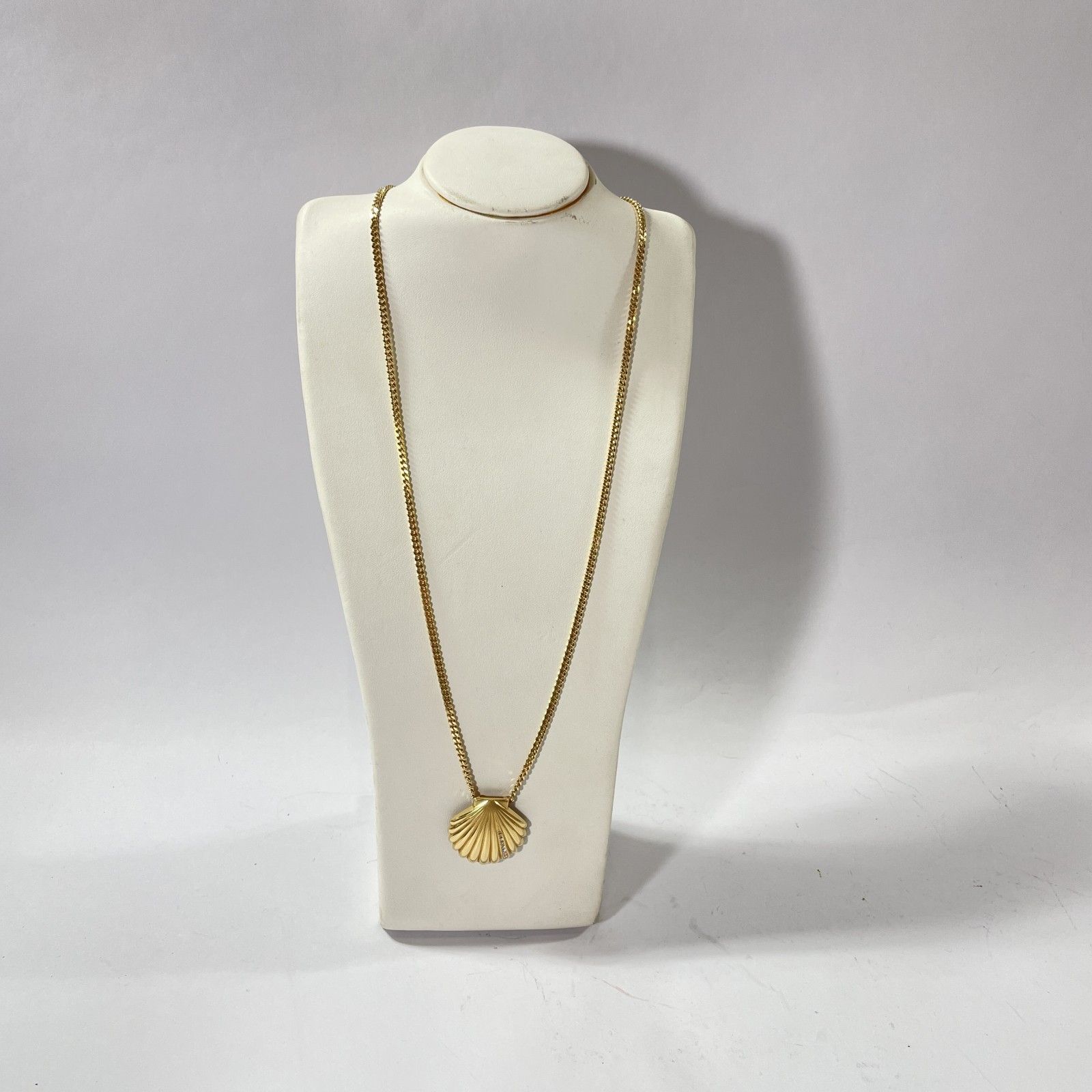 ☆ K18刻印 18金 ゴールド シェルペンダントトップ 喜平 チェーン