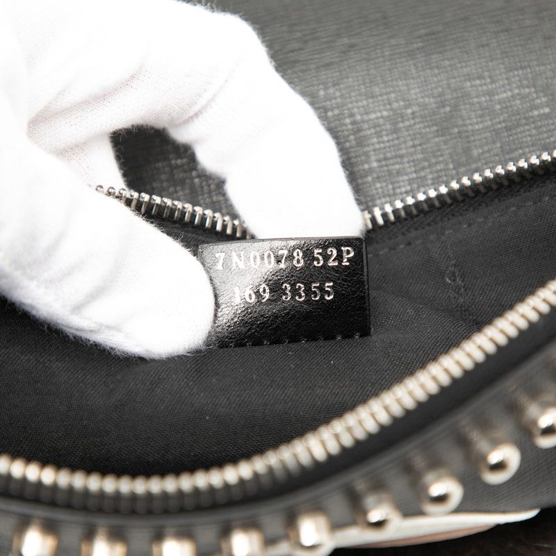 フェンディ カールラガーフェルド スタッズ クラッチバッグ セカンド