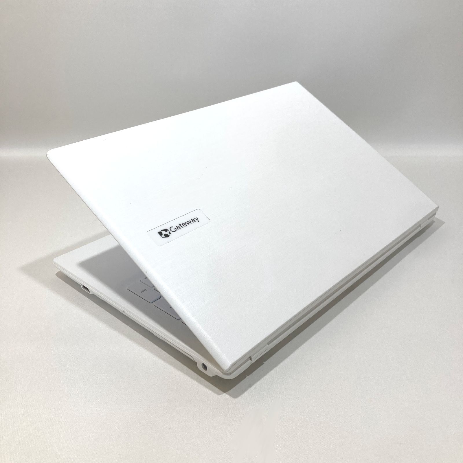 初心者✨快適・カメラ・スリム・DVD◇白◇すぐ使えるノートパソコン