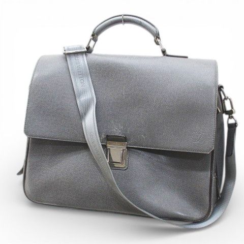 ルイヴィトン LOUIS VUITTON タイガ ヴァシリPM 書類カバン ビジネス