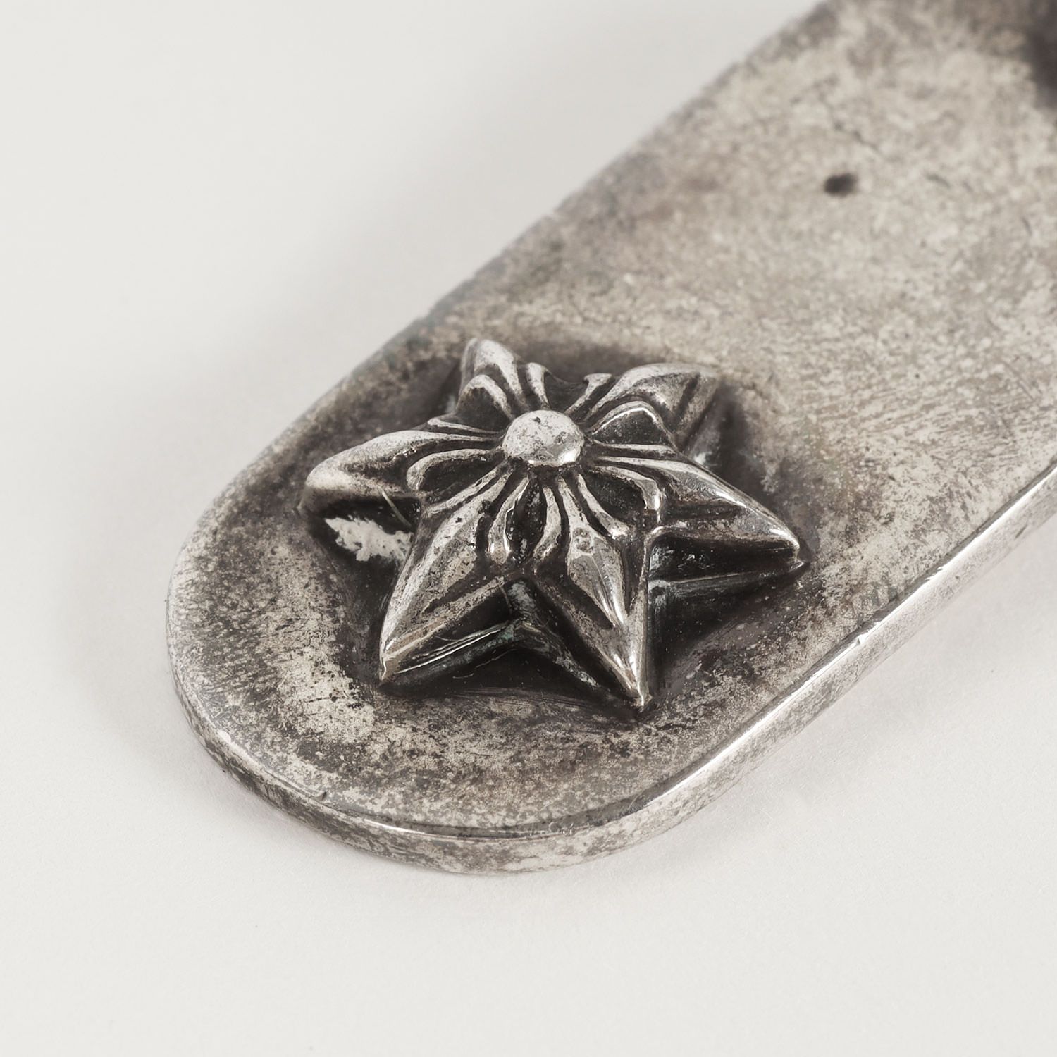 CHROME HEARTS クロムハーツ | レイズドスター ドッグタグ ペンダント
