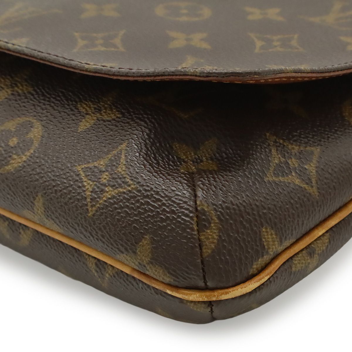 LOUIS VUITTON ルイ ヴィトン モノグラム ミュゼットタンゴ ショート