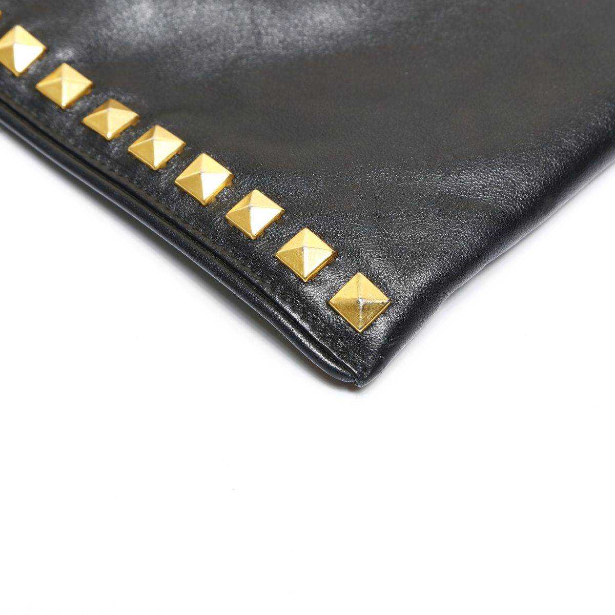 Miu Miu ミュウ ミュウ クラッチバッグ スタッズ レザー【中古