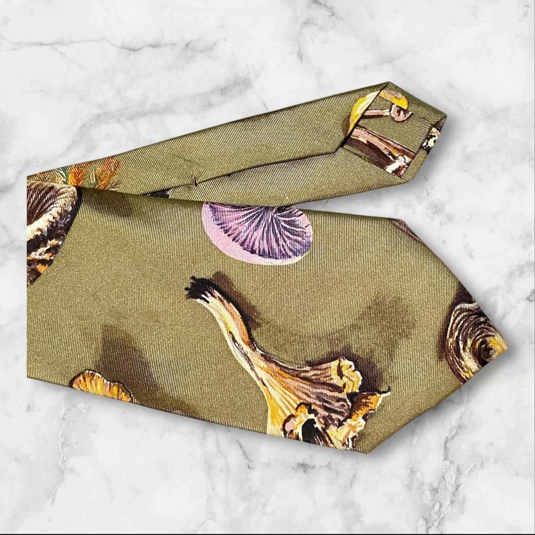 HERMES エルメス ネクタイ シルク100% キノコ柄 グリーン フランス製