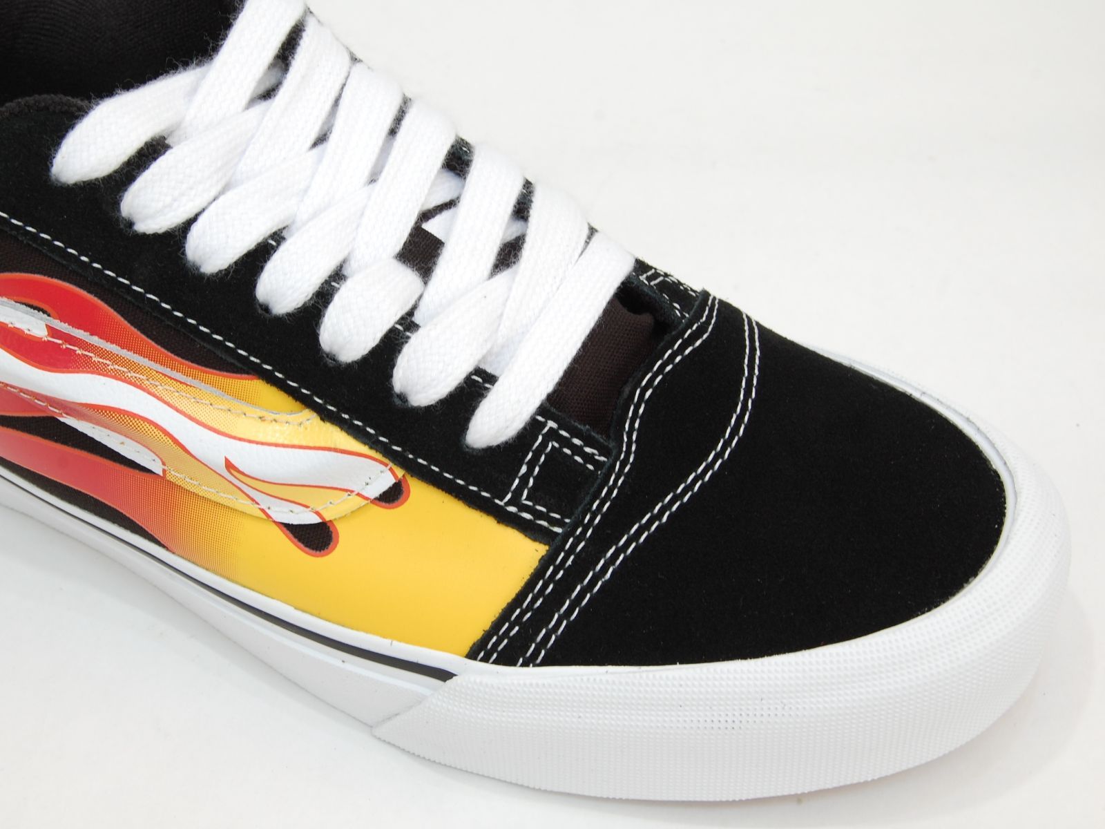 VANS Knu Skool Flame Black/Red バンズ ニュースクール フレイム 