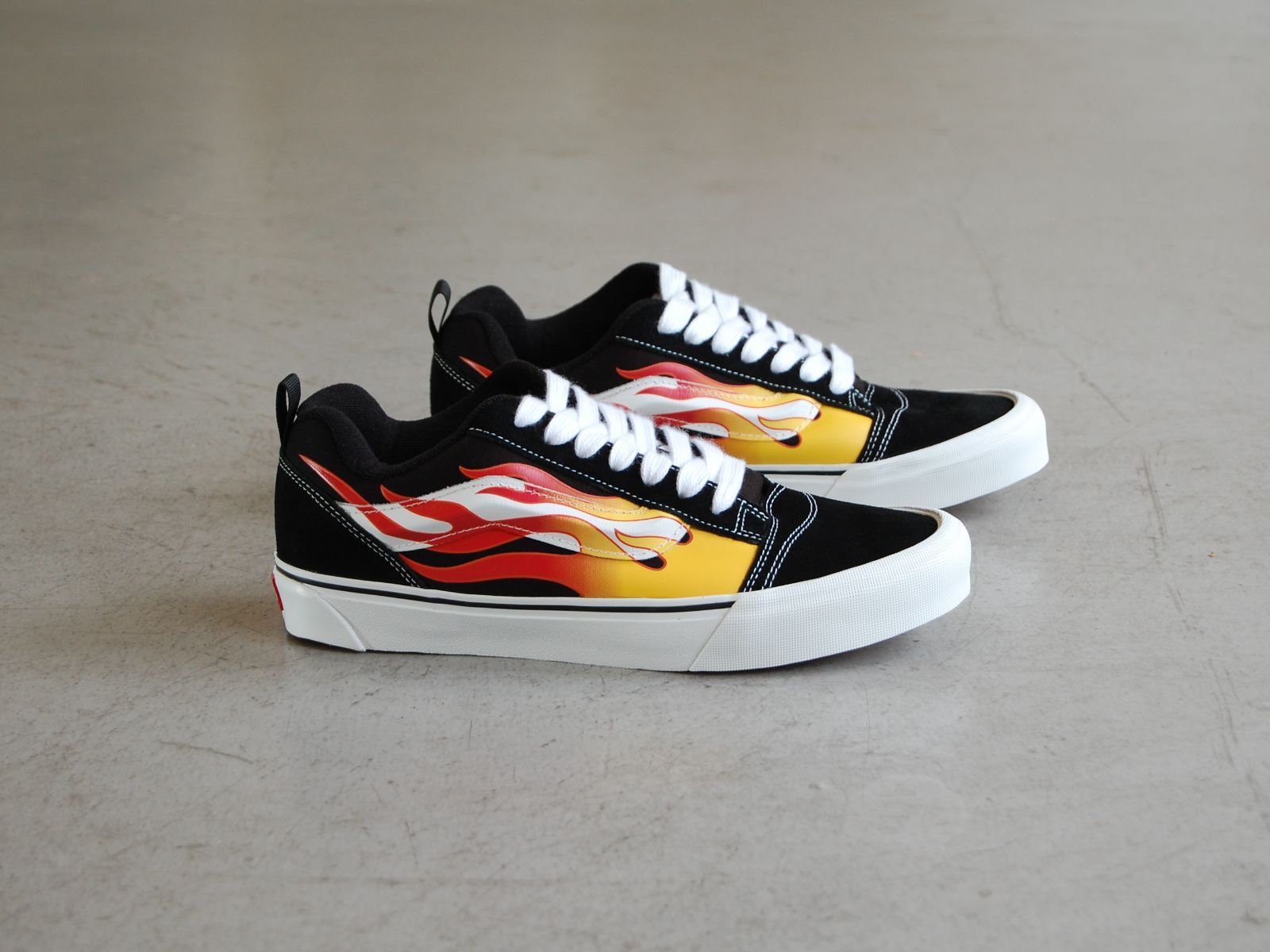 VANS Knu Skool Flame Black/Red バンズ ニュースクール フレイム 