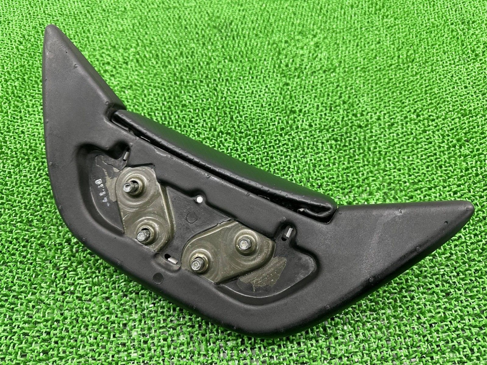 スカイウェイブ250SS バックレスト スズキ 純正 中古 CJ43A ノーマル