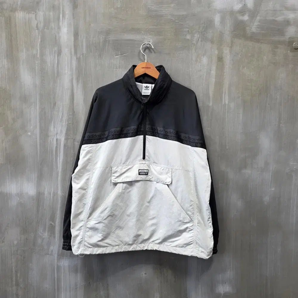 アディダス オーバーサイズ Anorak（アノラック）ウィンドブレーカー Tシャツ/メンズ(XL)/ST2471