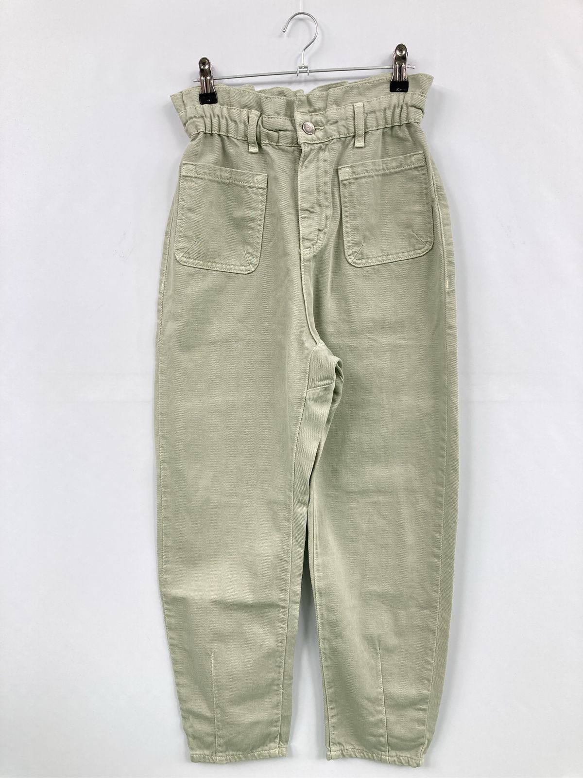 ホント合わせやすい！」ZARA即、上級者見えする「カラーパンツ ZARA その他パンツ EUR 38 ライトグリーン